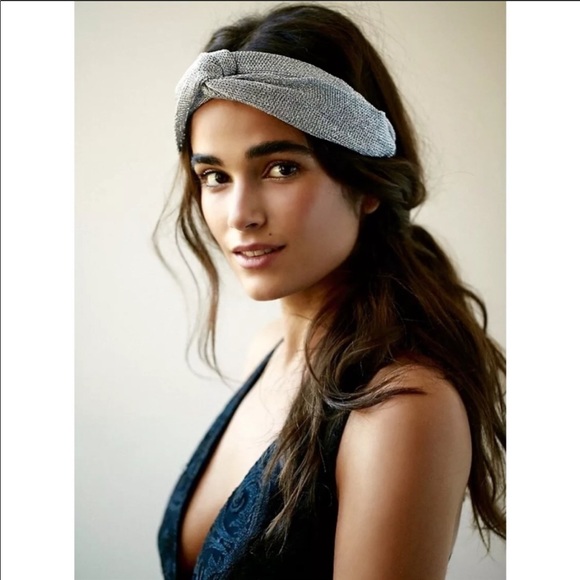 Free People Accessories - Free People Silver Metallic Mesh Headband NEW